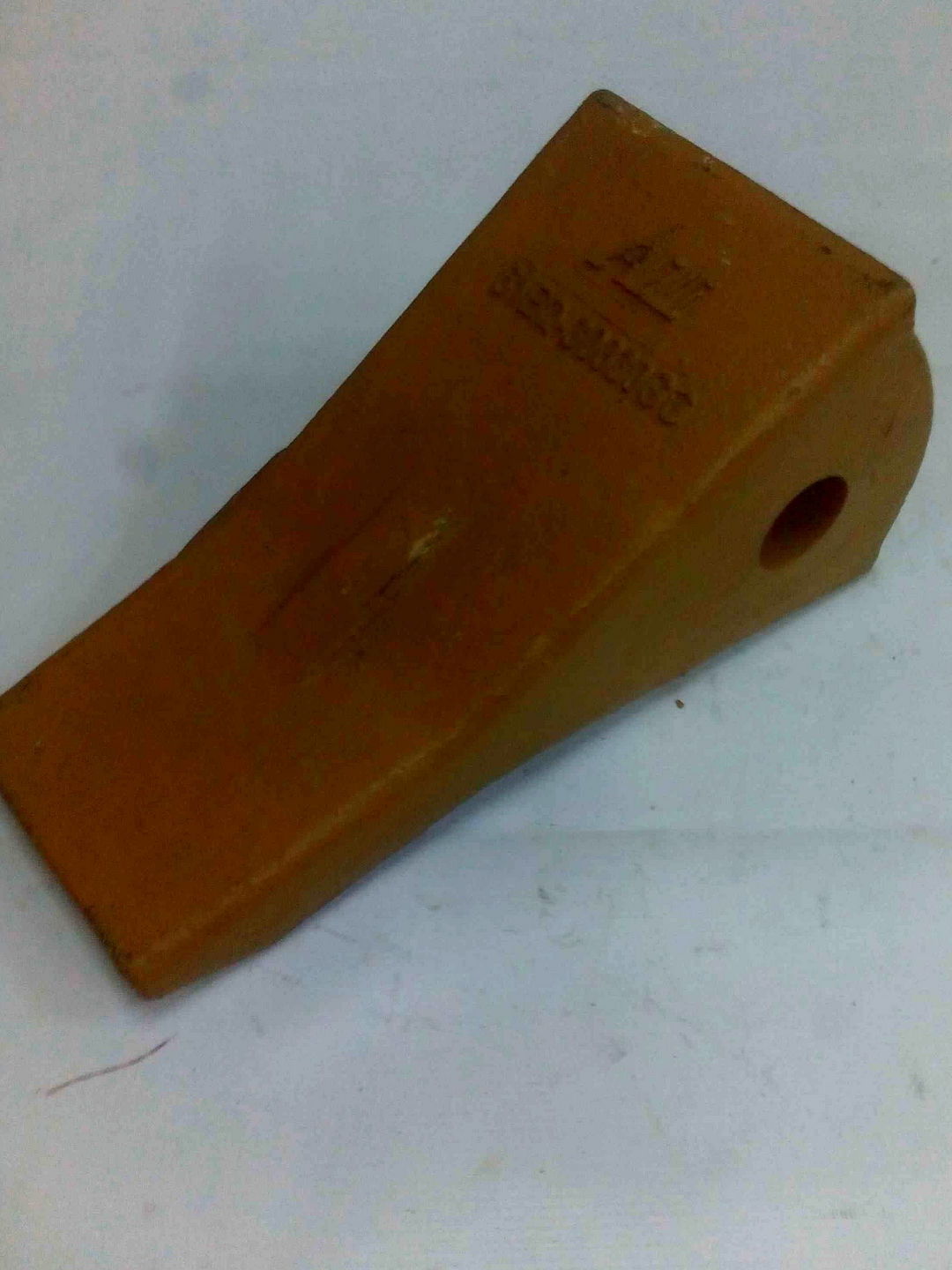 61eq-30030 Коронка ковша 61EQ-30030 Aili — изображение 1