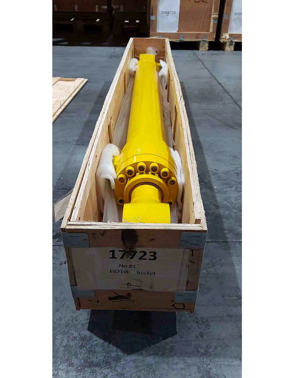 E6210F_Bucket Гидроцилиндр ковша S8600009 E6210F без трубок Shimitsu — изображение 1