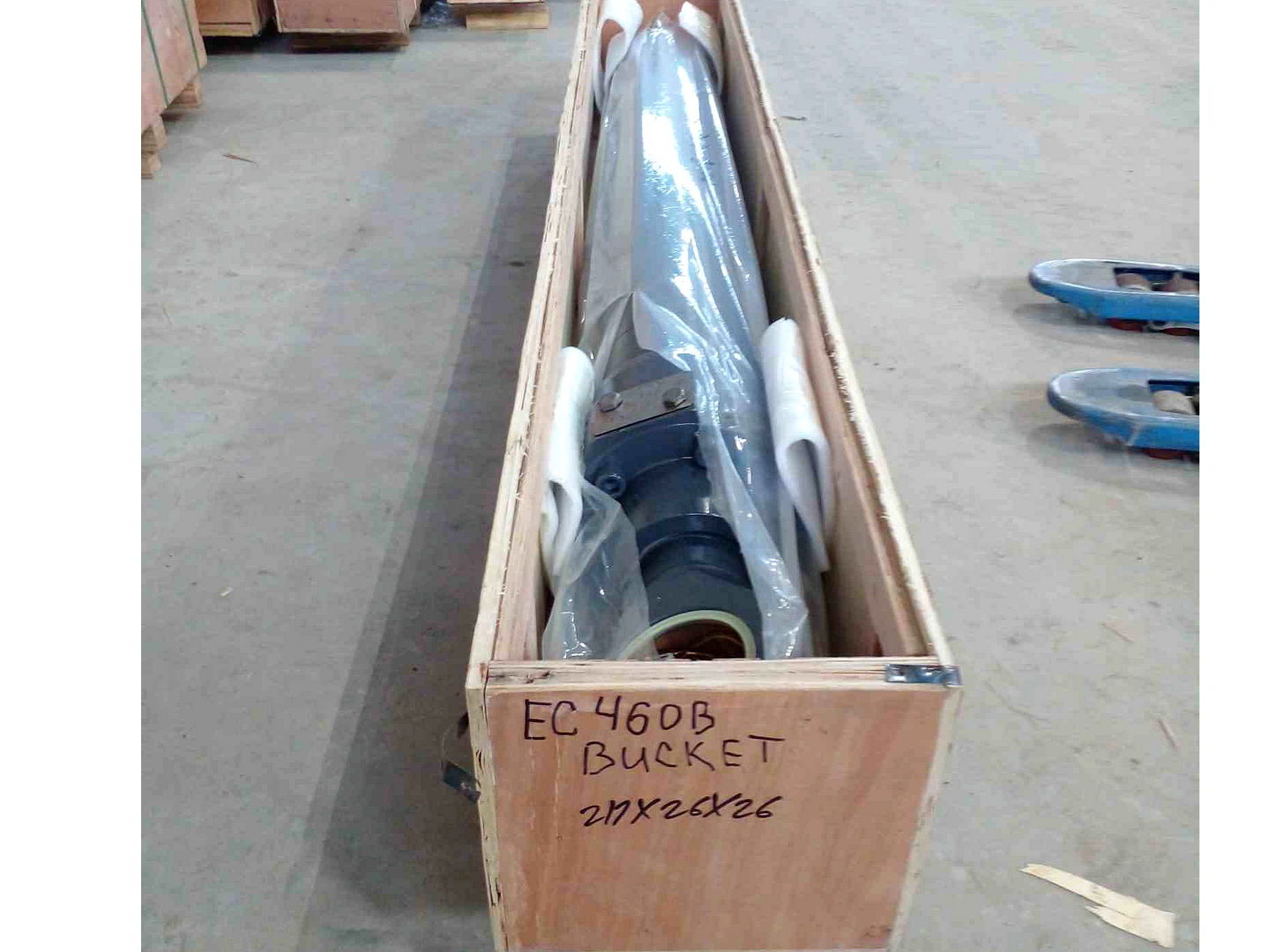EC460B_Bucket Гидроцилиндр ковша S646371 EC460B без трубок Shimitsu — изображение 1