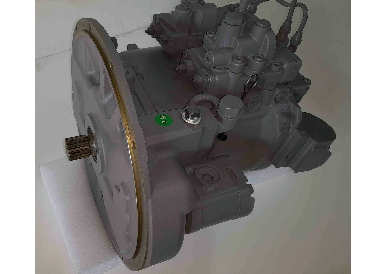 HPV102-ZX200 Насос гидравлический S7700028 ZX200-1 Shimitsu — изображение 1