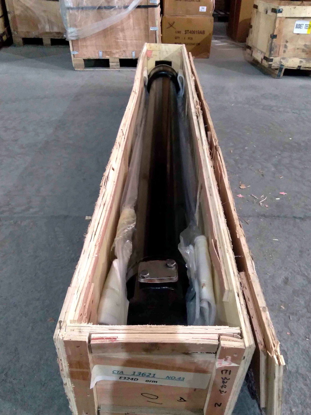 s124522 Гидроцилиндр рукояти S124522 324D без трубок Shimitsu — изображение 1