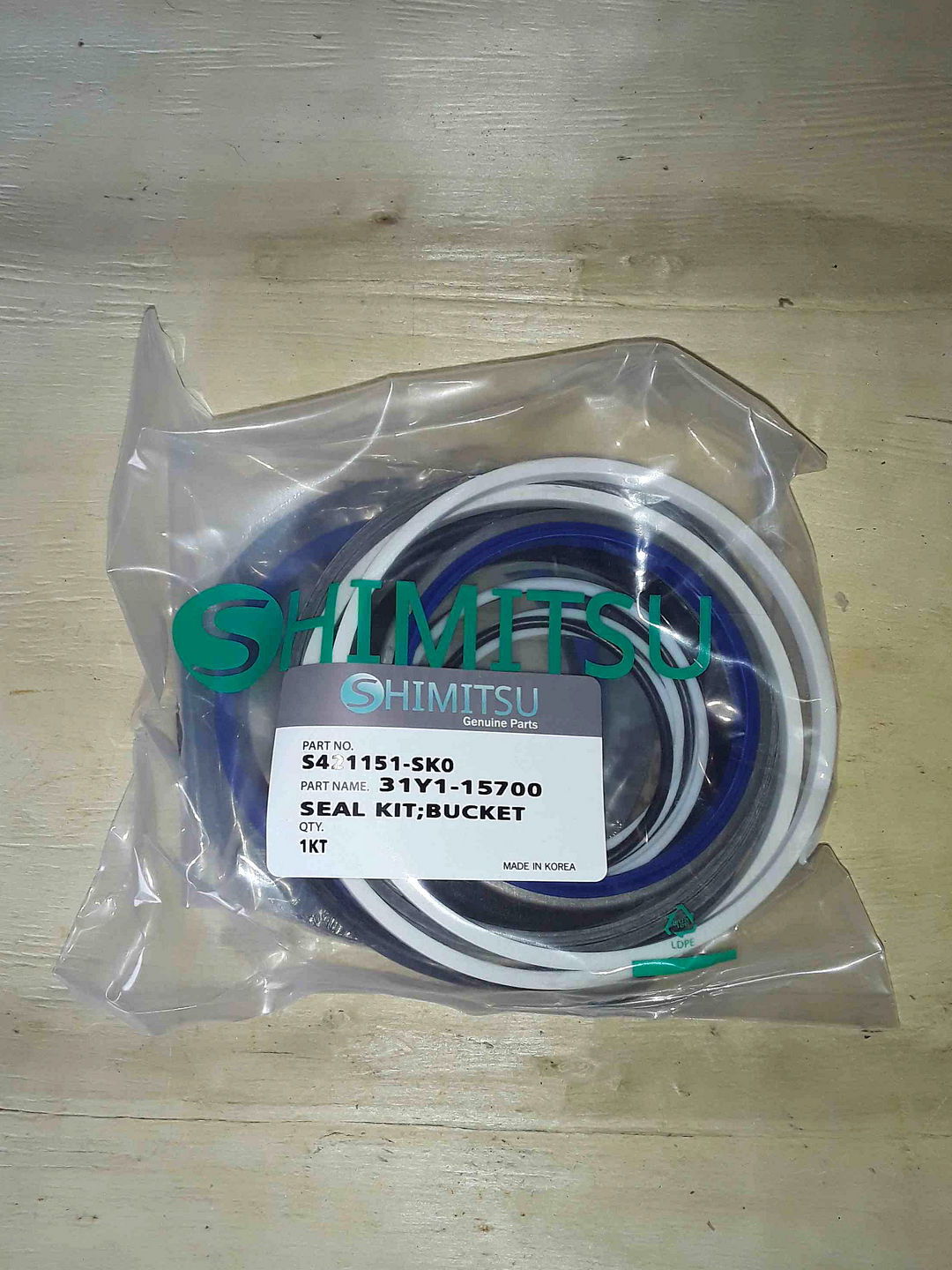 s421151-sk0 Ремкомплект гидроцилиндра ковша S421151-SK0 R210LC-7 Shimitsu — изображение 1