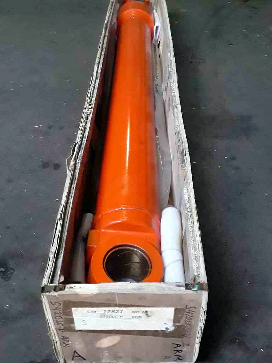 s542222 Гидроцилиндр рукояти S542222 S420LC-V без трубок Shimitsu — изображение 1