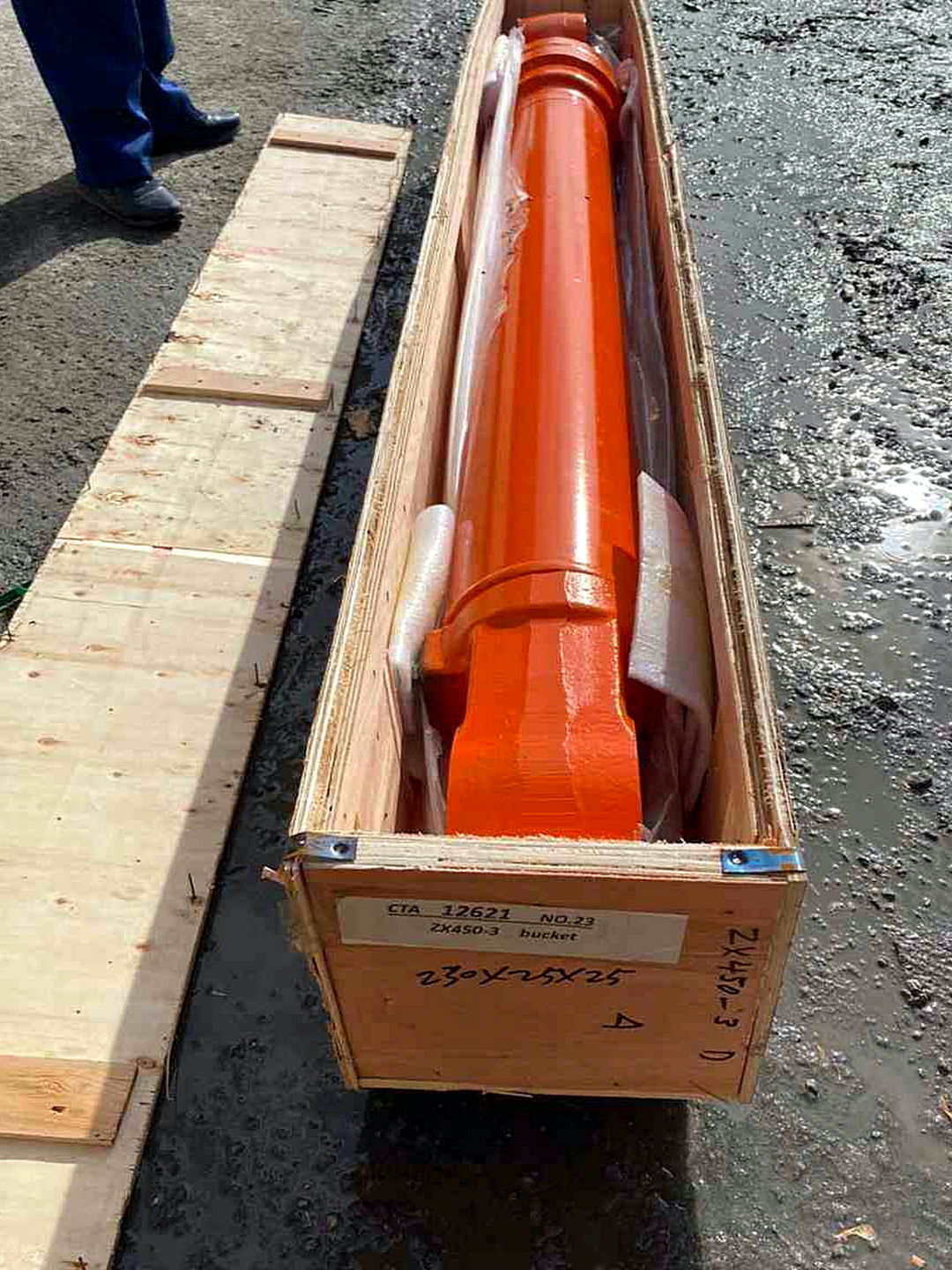 ZX450-3_Bucket Гидроцилиндр ковша S345541 ZX450-3 без трубок Shimitsu — изображение 1